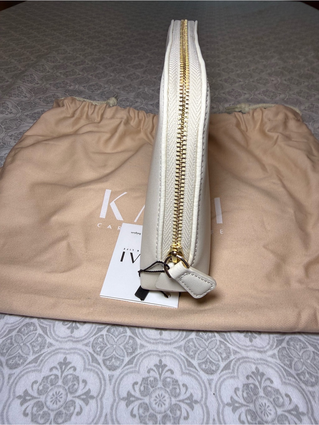 Kaal Pyramid Cosmetic Bag Chalk White — image 5 of 8